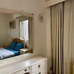 Cozy 2 Bedroom In Maadi 5 Minutes From The Nile!