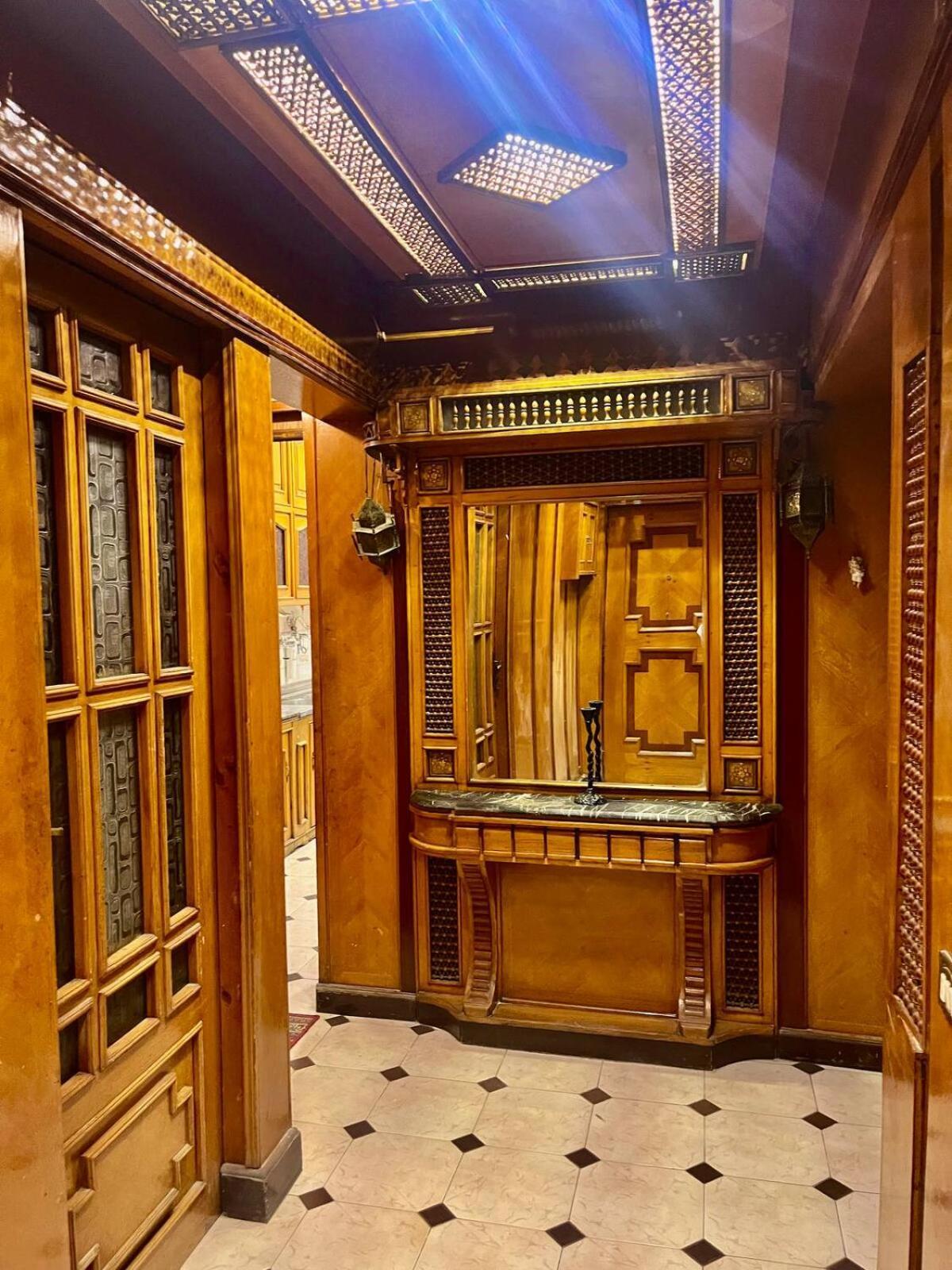 Cozy 2 Bedroom In Maadi 5 Minutes From The Nile! Cairo