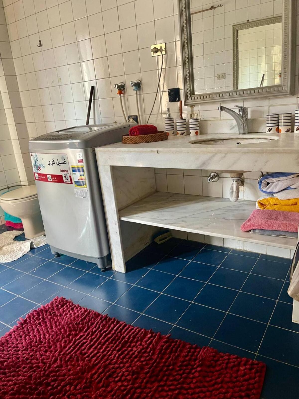 Cozy 2 Bedroom In Maadi 5 Minutes From The Nile! Cairo