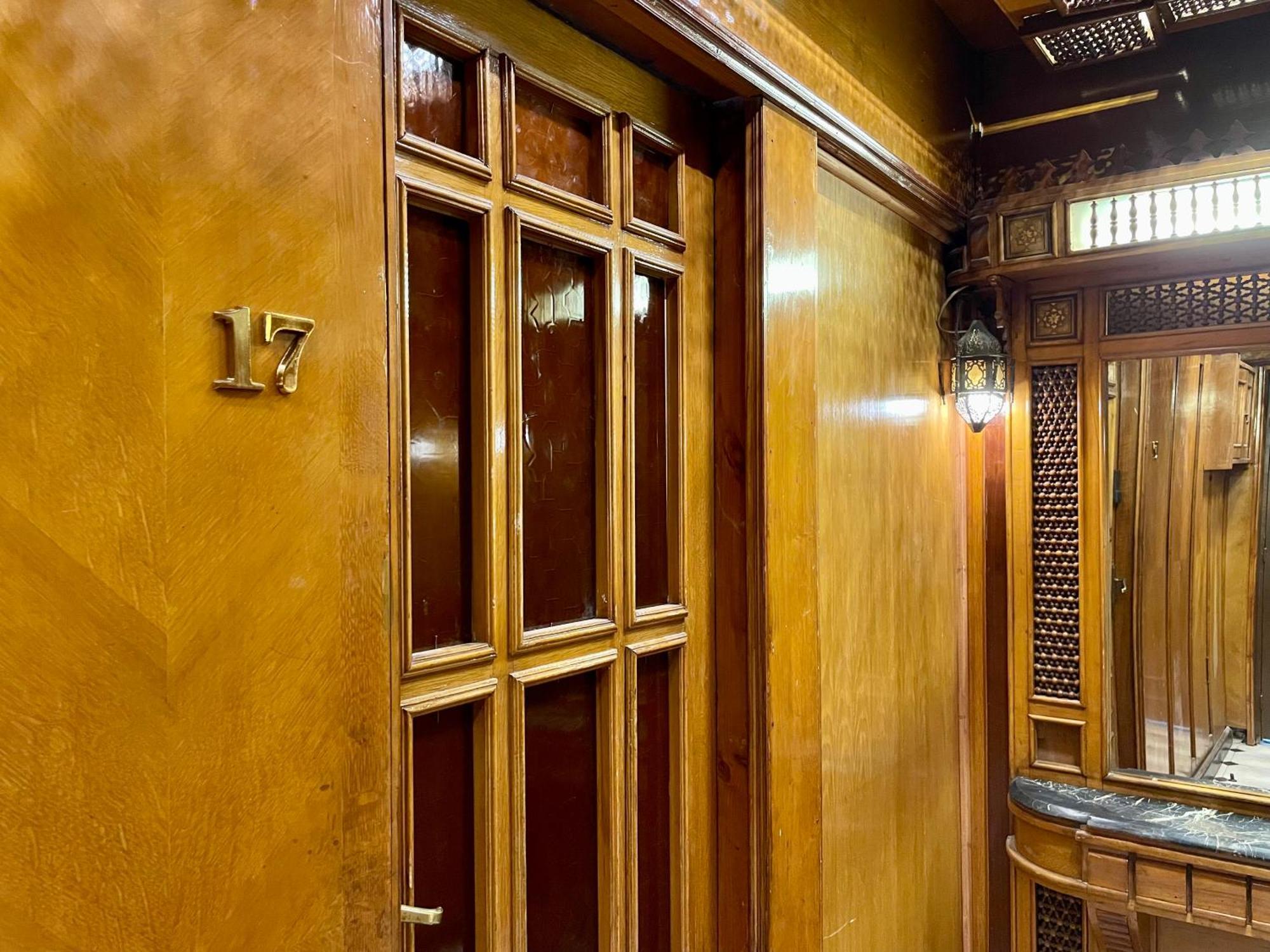 Apartment Cozy 2 Bedroom In Maadi 5 Minutes From The Nile!