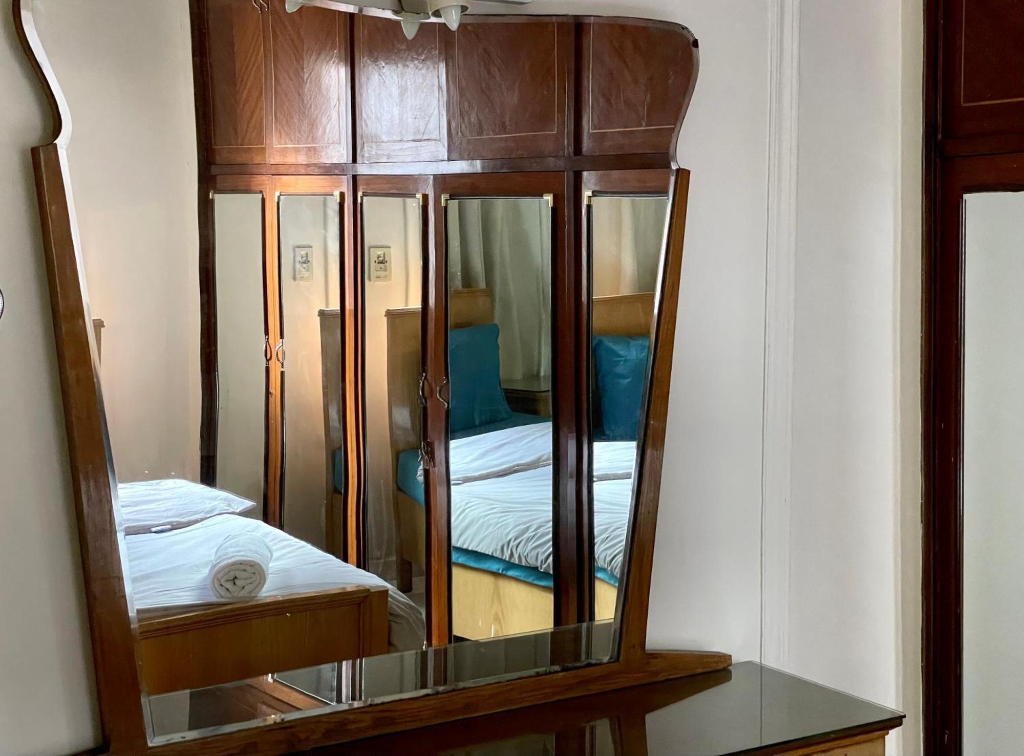 Apartment Cozy 2 Bedroom In Maadi 5 Minutes From The Nile! *